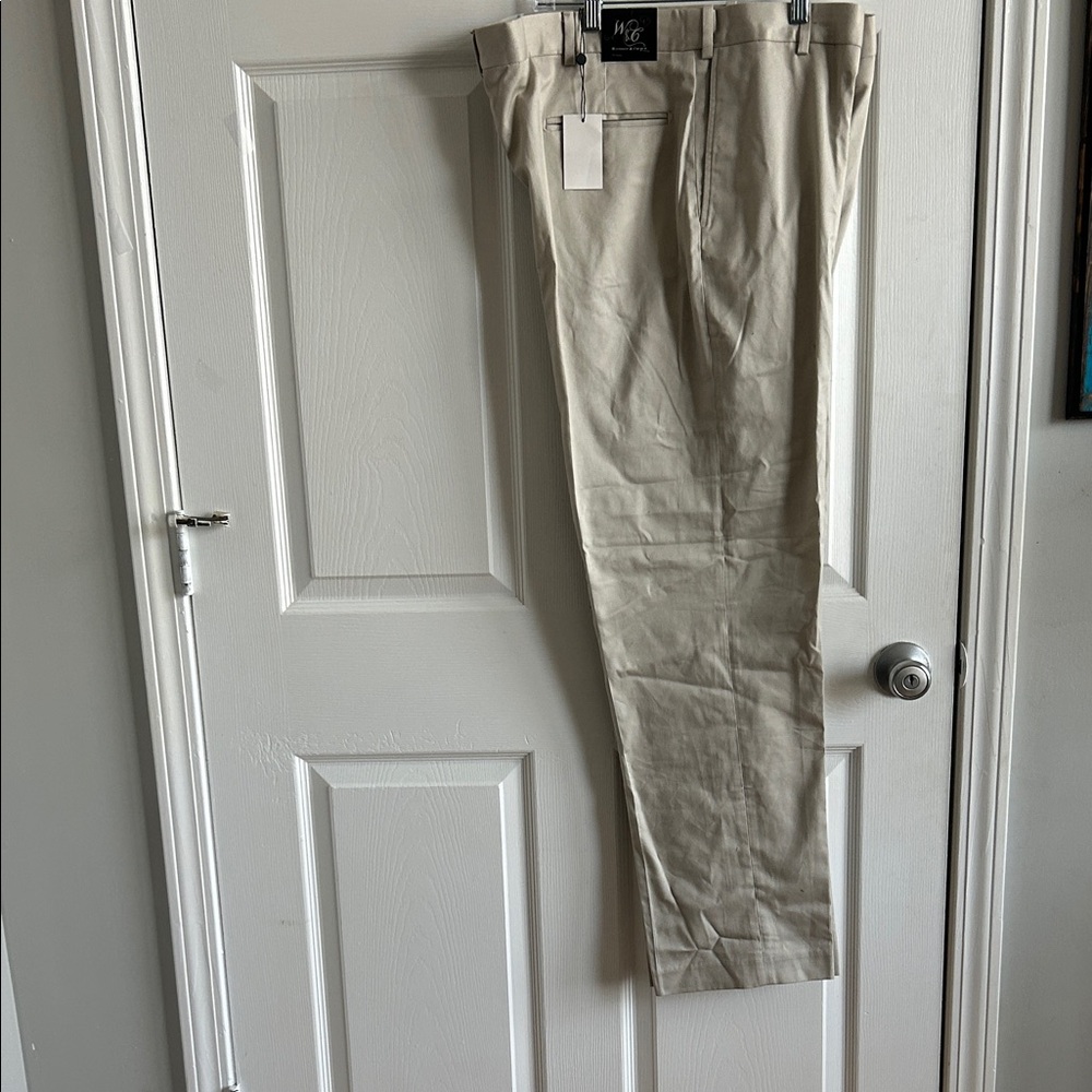 Size 40 x 32. Men's Classic Tan Pants. 100% cotton.  Soft!